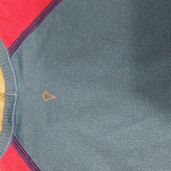 IVIVVA (by Lululemon) TOP - Picture 5 of 5